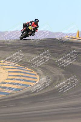 media/Jan-10-2025-CVMA Friday Practice (Fri) [[489e0da257]]/Group 4 and Trackday/Session 3 (Turns 9 and 10)/